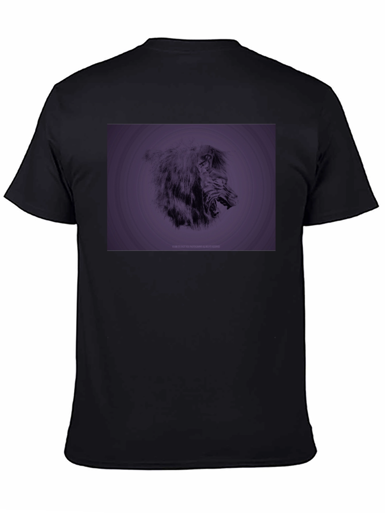 Lion Graphic T-Shirt - Bold & Stylish