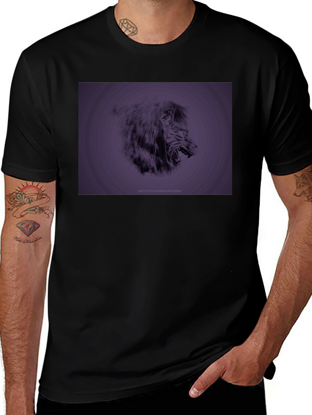 Lion Graphic T-Shirt - Bold & Stylish
