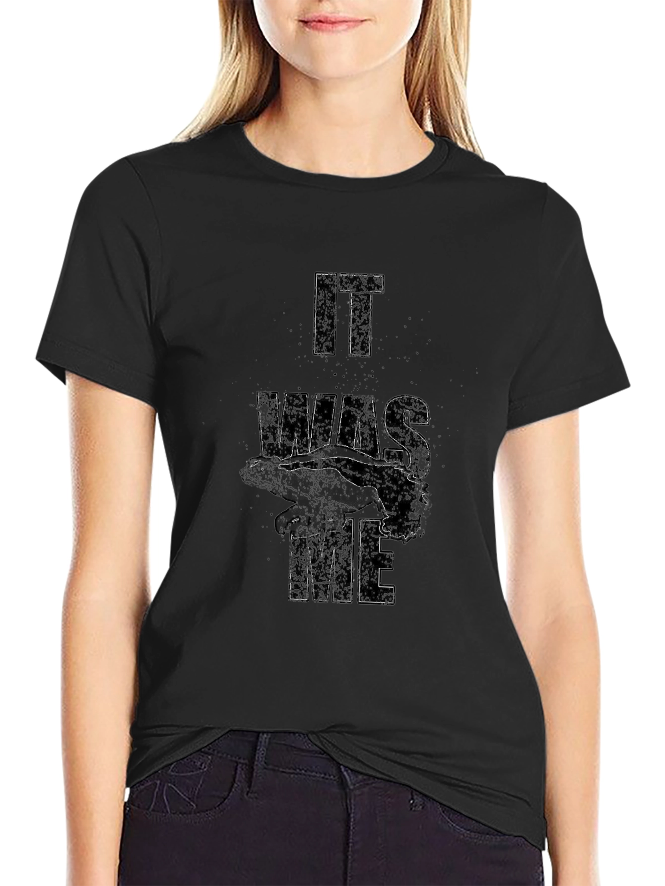 It Was Me Skunk Graphic Tee - Casual Black T-Shirt