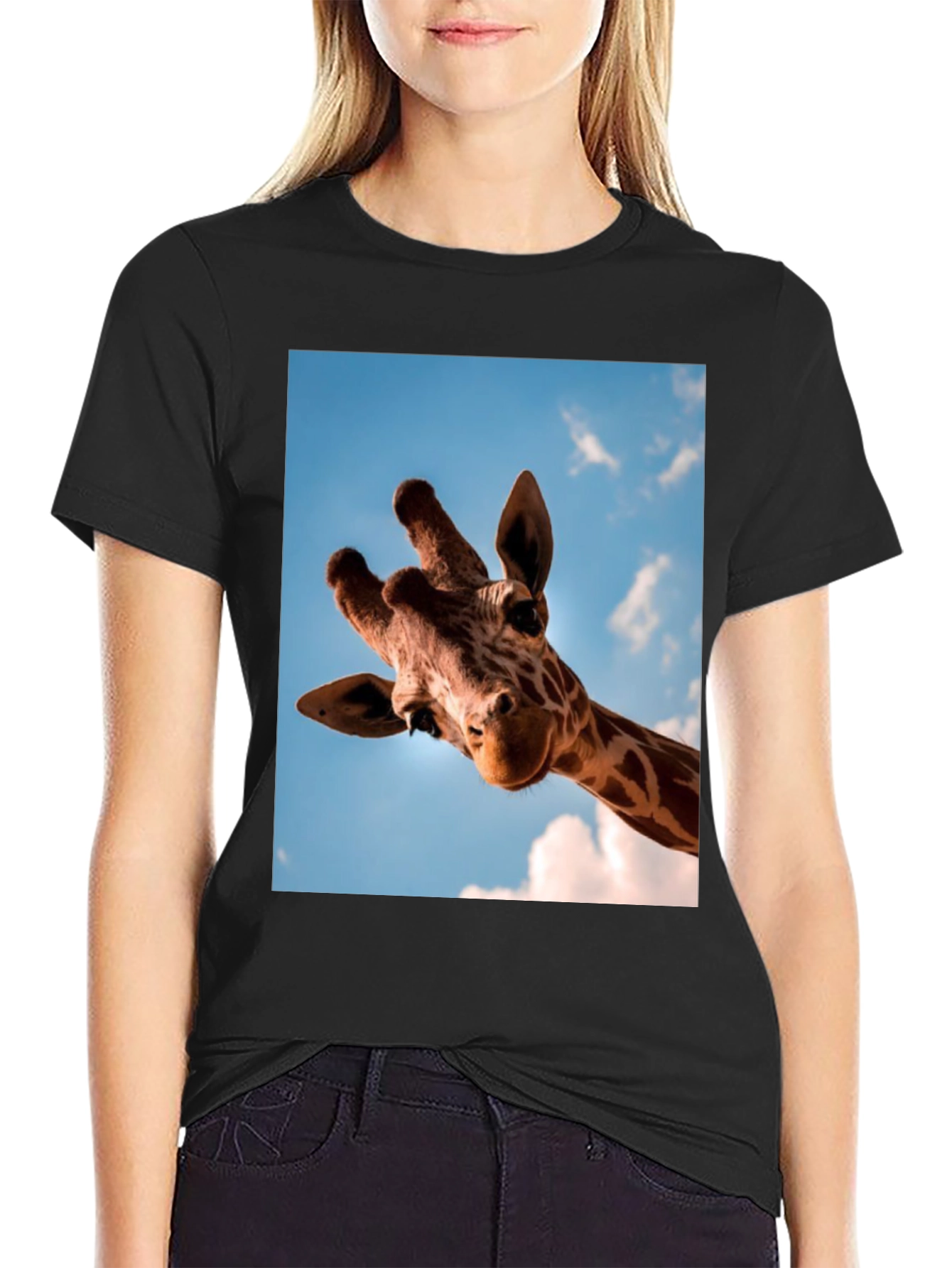Giraffe Graphic Tee - Black Crew Neck T-Shirt
