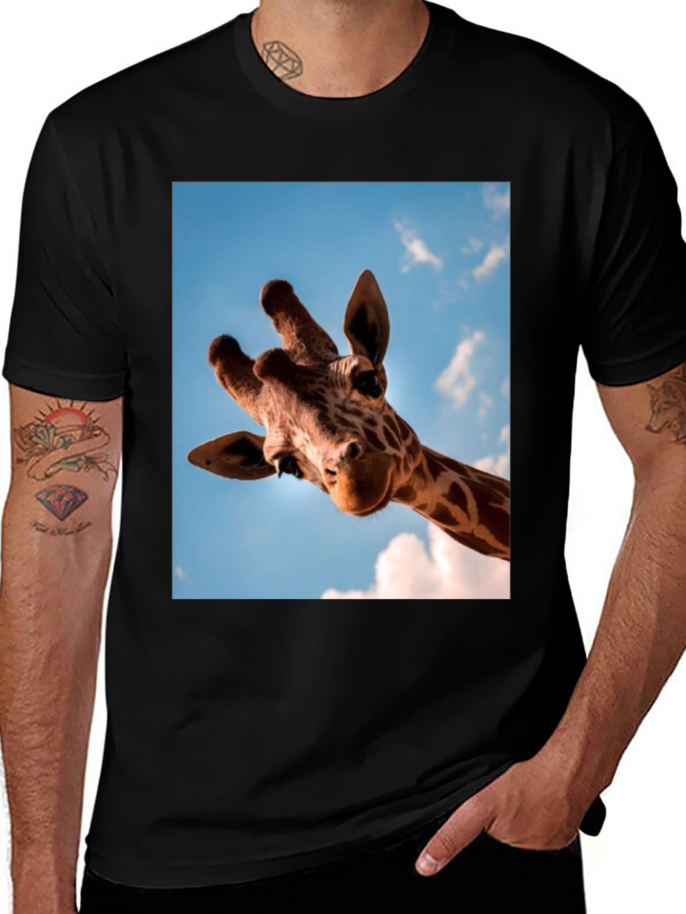 Giraffe Graphic Tee - Black Crew Neck T-Shirt