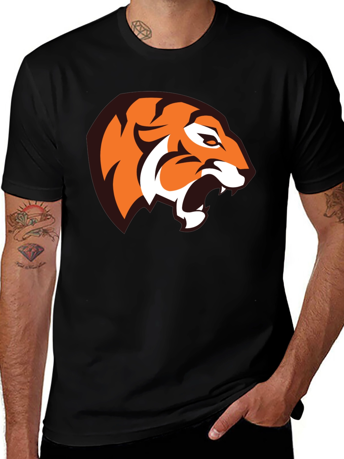 Bold Tiger Graphic Tee - Black Cotton Blend