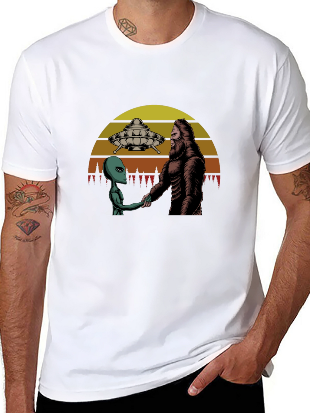Alien and Bigfoot T-Shirt: Peace Treaty