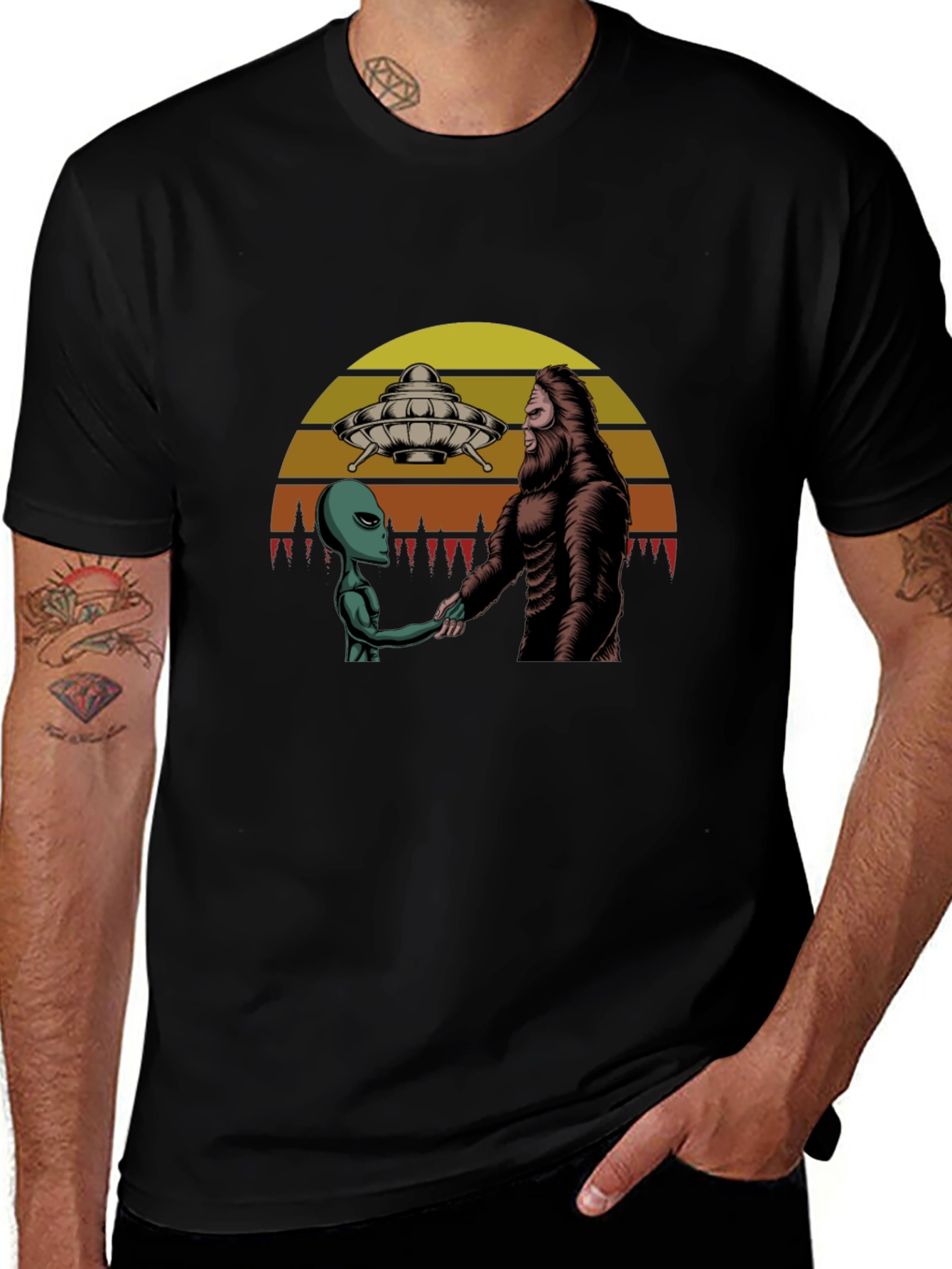 Alien and Bigfoot T-Shirt: Peace Treaty